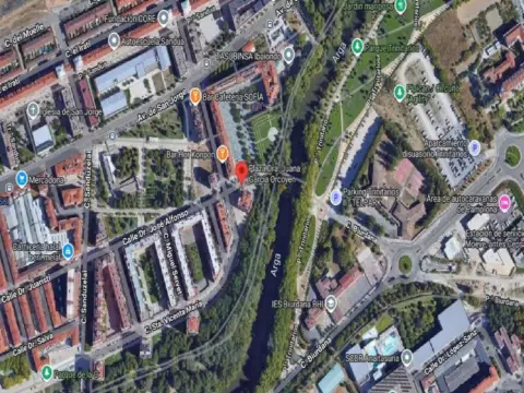 Piso en calle Doctora Juanan Garcia de Orcoyen, nº 13